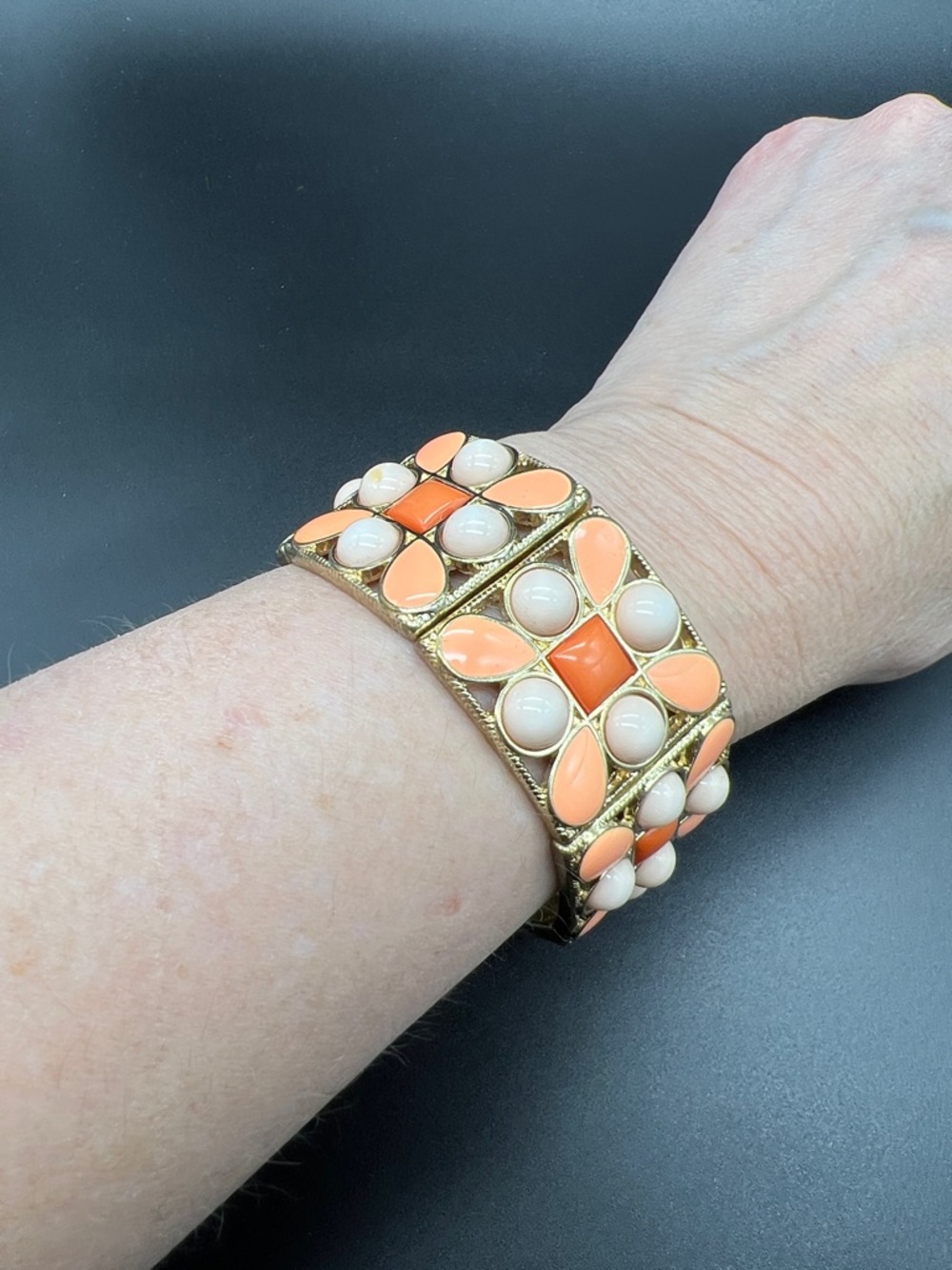 Gold-Tone Stretch Bracelet with Coral and Cream Cabochons and Peach Enamel - Picture 4 of 5